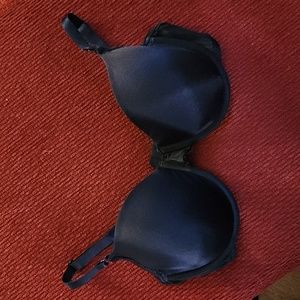 Ellen Tracy black bra size 36D